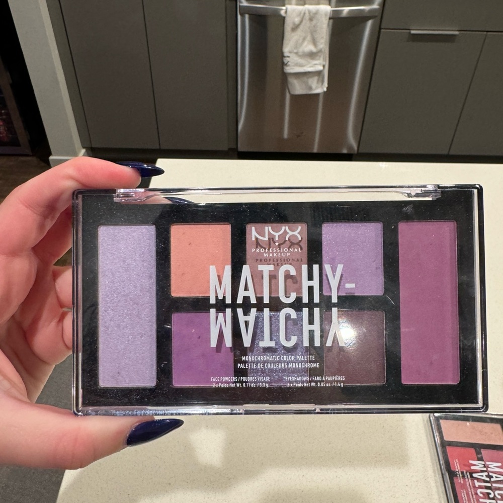 NYX Eyeshadow Palette